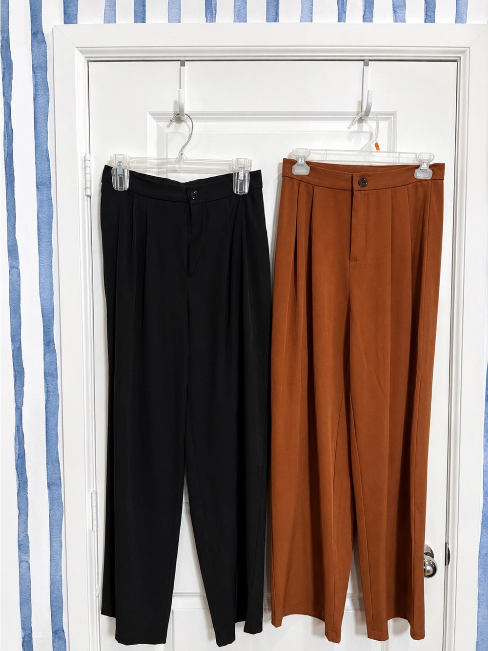 2-pack High-Rise Wide Leg Trousers in Black and‎ Rust